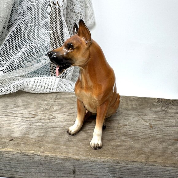 Vintage Shafford Hand-Painted Ceramic Great Dane Dog Figurine signed 9092 - Picture 3 of 7